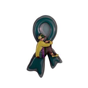 Lucinda Womens Green Handcrafted Ribbon Pin Multicolor Painted Design Brooch